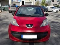 Gebraucht Peugeot 106 68 PS (50 kW) 2008 Rot Kleinwagen