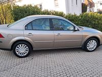 Gebraucht Ford Mondeo 125 PS (91 kW) 2003 Beige Limousine