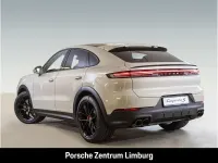 Gebraucht Porsche Cayenne 475 PS (349 kW) 2025 Beige SUV