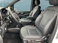 Gebraucht Mercedes V250 190 PS (139 kW) 2024 Weiß Van / Kleinbus