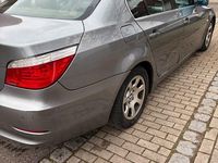 Gebraucht BMW 530 235 PS (172 kW) 2007 Grau Limousine