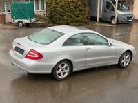 Gebraucht Mercedes CLK240 170 PS (125 kW) 2002 Silber Coupé