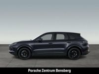Gebraucht Porsche Cayenne E-Hybrid 470 PS (345 kW) 2022 Schwarz SUV