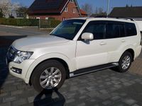 Gebraucht Mitsubishi Pajero 200 PS (147 kW) 2017 Weiß SUV