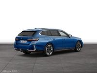 Gebraucht BMW 520 197 PS (144 kW) 2024 Blau Kombi