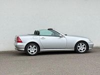 Gebraucht Mercedes SLK200 163 PS (119 kW) 2001 Silber Cabrio