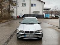 Gebraucht BMW 320 150 PS (110 kW) 2000 Silber Kombi