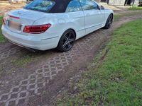 Gebraucht Mercedes E200 184 PS (135 kW) 2016 Weiß Cabrio