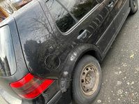 Gebraucht VW Golf IV 75 PS (55 kW) 2001 Schwarz Limousine