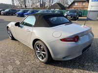 Neu Mazda MX5 Exclusive-Line 132 PS (97 kW) 2025 Grau Cabrio