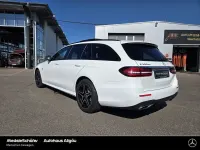 Gebraucht Mercedes E300 AMG 306 PS (225 kW) 2021 Weiß Limousine