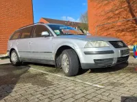 Gebraucht VW Passat 102 PS (75 kW) 2001 Silber Kombi