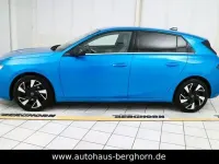 Gebraucht Opel Astra Elegance 131 PS (96 kW) 2022 Blau Kleinwagen