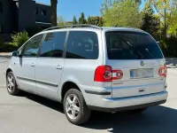 Second-hand VW Sharan 116 CP (85 kW) 2004 Argintiu Monovolum