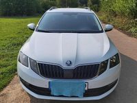 Gebraucht Skoda Octavia Ambition 150 PS (110 kW) 2017 Weiß Kombi