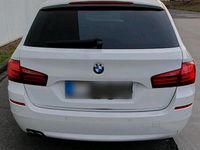 Gebraucht BMW 520 Luxury Line 150 PS (110 kW) 2014 Weiß Kombi