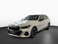 Neu BMW 550e Performance 489 PS (359 kW) 2026 Weiß Limousine