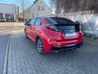 Gebraucht Honda Civic Elegance 141 PS (103 kW) 2017 Rot Limousine