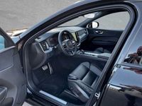 gebraucht Volvo XC60 B4 AWD Mild-Hybrid R-Design Automatik BLIS