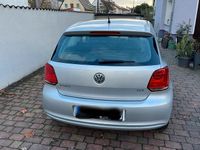 Gebraucht VW Polo 75 PS (55 kW) 2013 Silber Kleinwagen