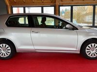 Second-hand VW Golf VII Trendline 86 CP (63 kW) 2015 Argintiu Hatchback