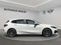 Gebraucht BMW 118 Advantage 136 PS (100 kW) 2023 Alpinweiß uni Kleinwagen
