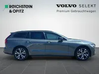 Gebraucht Volvo V60 Plus 197 PS (144 kW) 2025 Gruen Kombi
