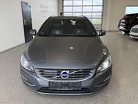 Używany Volvo V60 190 KM (139 kW) 2017 Szary Kombi