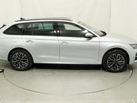 Neu Skoda Octavia Selection 150 PS (110 kW) 2025 Silber Kombi
