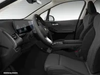 Gebraucht BMW 220 Active Tourer 156 PS (114 kW) 2025 Weiß Van / Kleinbus