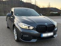 Gebraucht BMW 118 Advantage 150 PS (110 kW) 2019 Grau Kleinwagen