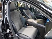 Gebraucht Mercedes E220 Avantgarde 197 PS (144 kW) 2024 Lack obsidianschwarz Kombi