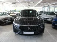 Gebraucht Maserati Levante 430 PS (316 kW) 2021 Schwarz SUV