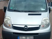 Gebraucht Opel Vivaro 114 PS (83 kW) 2009 Silber Van / Kleinbus