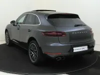 Gebraucht Porsche Macan 252 PS (185 kW) 2017 Vulkangraumetallic SUV