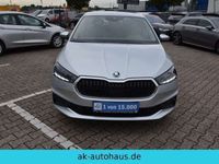 gebraucht Skoda Fabia Ambition 1.0 TSI Wireless Smart L. Kam Alu