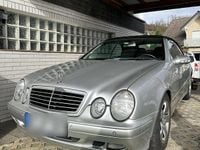 Gebraucht Mercedes CLK230 193 PS (141 kW) 2002 Silber Cabrio