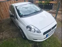 Gebraucht Fiat Punto Pop 69 PS (50 kW) 2011 Weiß Kleinwagen