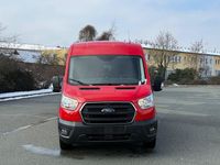 Używany Ford Transit Trend 131 KM (96 kW) 2021 Czerwony Sedan/Limuzyna
