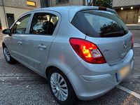 Gebraucht Opel Corsa 90 PS (66 kW) 2008 Silber Kleinwagen