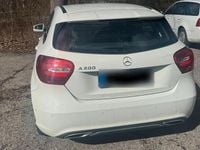 Gebraucht Mercedes A200 156 PS (114 kW) 2016 Weiß Kleinwagen