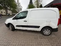Gebraucht Citroën Berlingo 92 PS (67 kW) 2010 Weiß Van / Kleinbus
