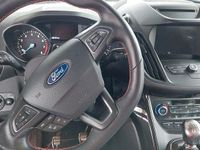 Gebraucht Ford Kuga ST-Line 150 PS (110 kW) 2019 Schwarz SUV