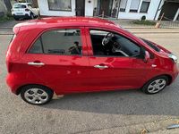 Gebraucht Kia Picanto Attract 69 PS (50 kW) 2014 Rot Kleinwagen