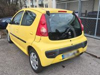 Gebraucht Peugeot 107 70 PS (51 kW) 2005 Gelb Kleinwagen
