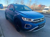 Gebraucht VW T-Roc Style 150 PS (110 kW) 2025 Blau SUV