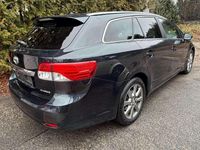 Gebraucht Toyota Avensis Executive 147 PS (108 kW) 2013 Dk. steel mc. (metallic) Kombi