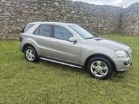 Gebraucht Mercedes ML500 306 PS (225 kW) 2005 Beige SUV