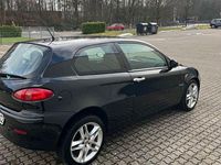 Gebraucht Alfa Romeo 147 105 PS (77 kW) 2003 Schwarz Kleinwagen