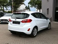Gebraucht Ford Fiesta 101 PS (74 kW) 2019 Weiß Kleinwagen